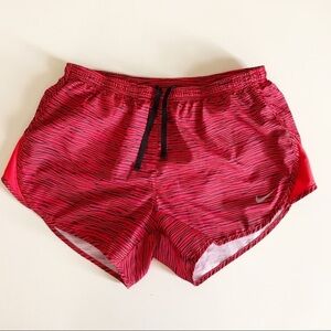 Nike 3” Equilibrium Modern Tempo Short Red Women’s Small Running